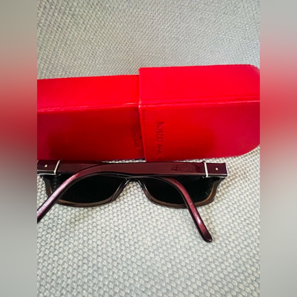 Women’s Red Rectangle Sunglasses - Picture 5 of 8